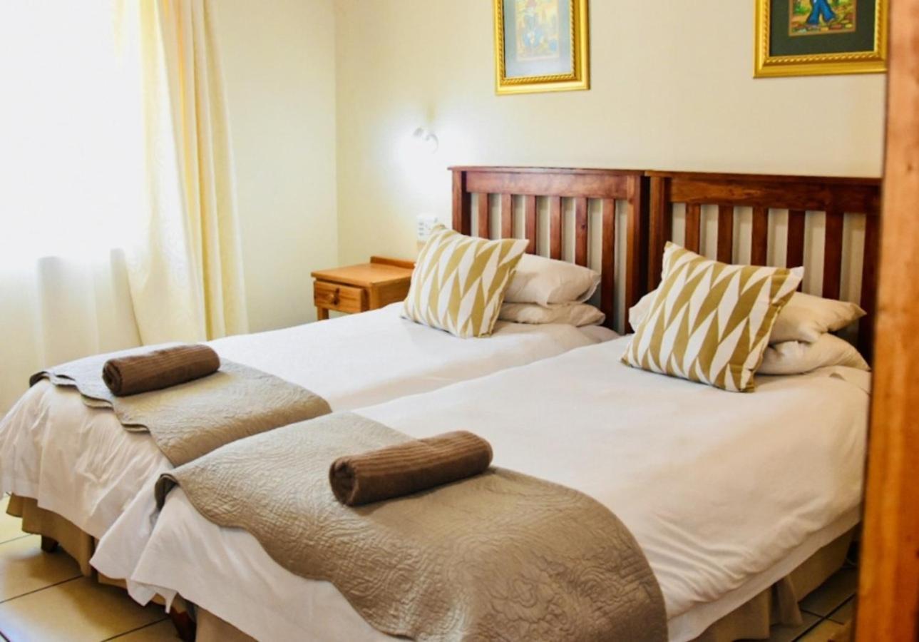 Donkin Country House Beaufort West Extérieur photo