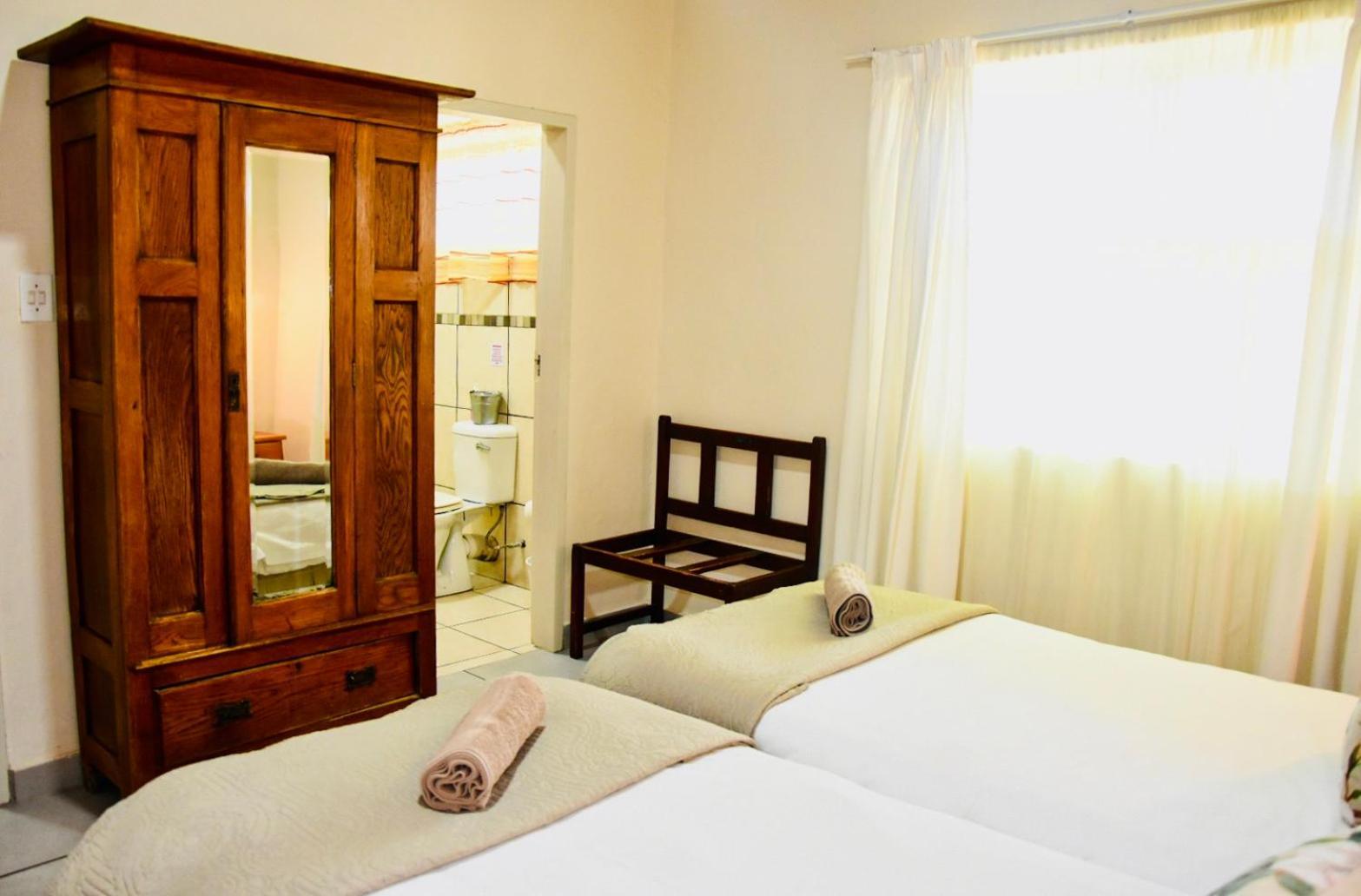 Donkin Country House Beaufort West Extérieur photo