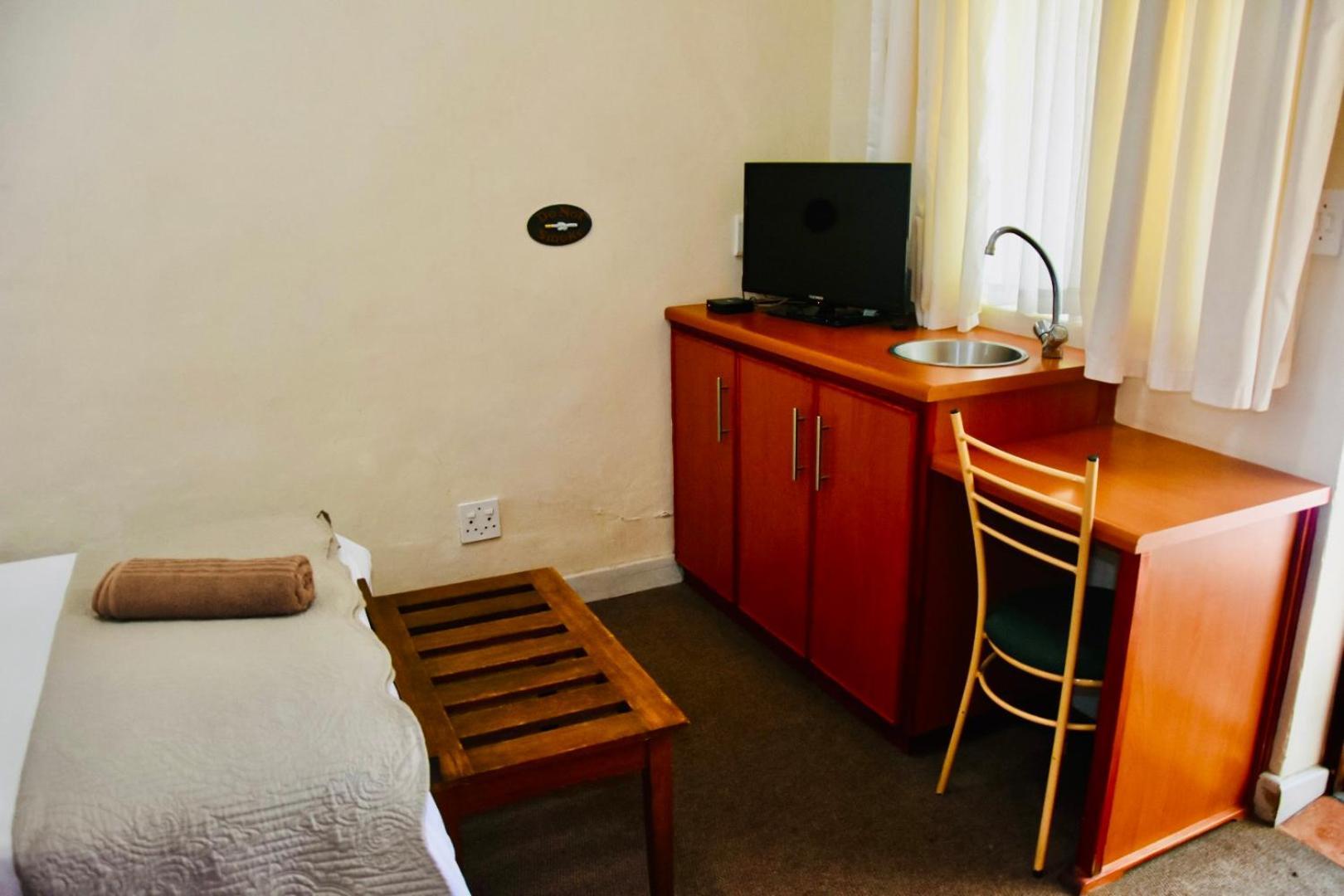 Donkin Country House Beaufort West Extérieur photo