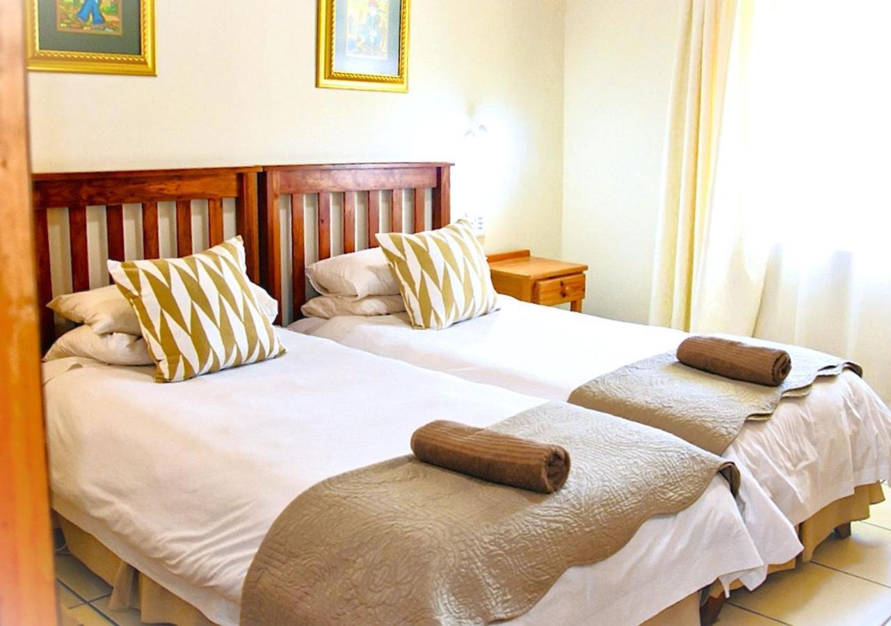 Donkin Country House Beaufort West Chambre photo
