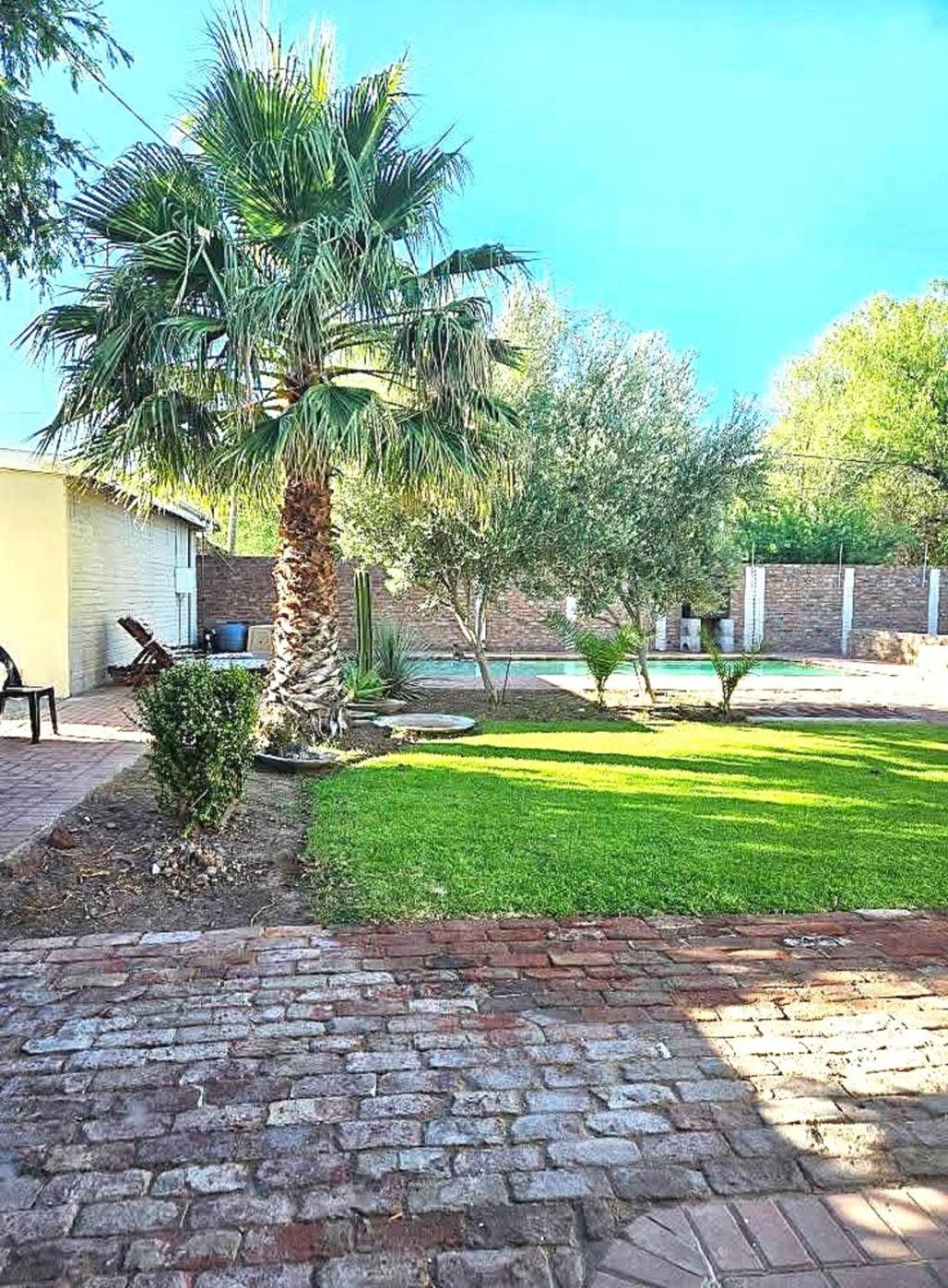Donkin Country House Beaufort West Extérieur photo
